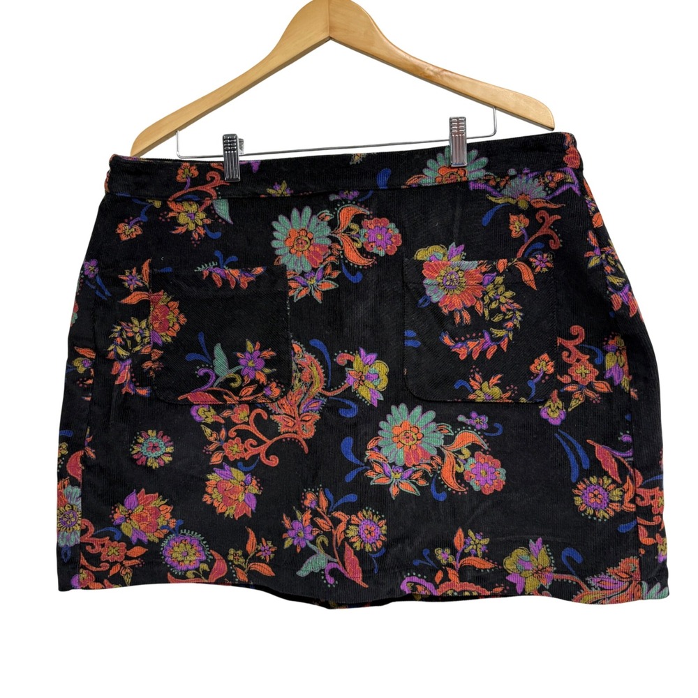 ModCloth Womens 16W Corduroy Mini Skirt Black Floral Paisley Flippy Retro